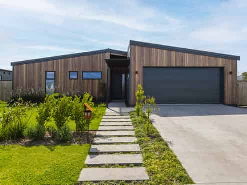 38 Mangamoteo Street, Lytton West