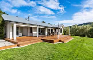 34 Waipuka Road, Waimarama