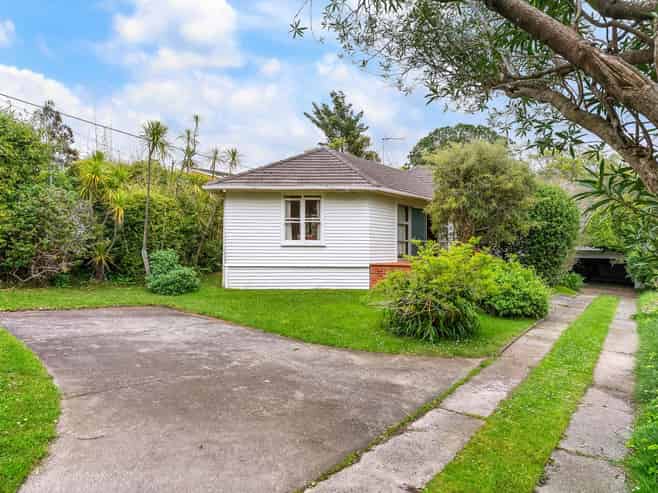 172 Beach Road, Campbells Bay