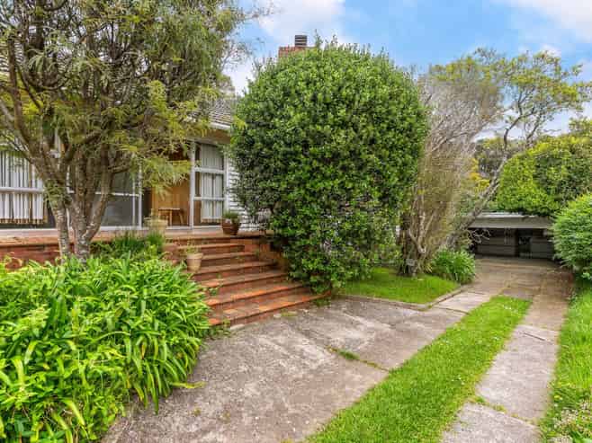 172 Beach Road, Campbells Bay