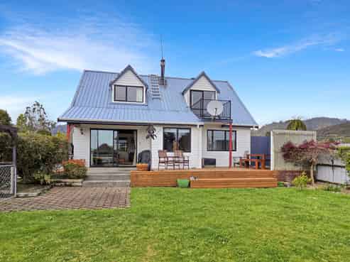 26 Fraser Street, Ross