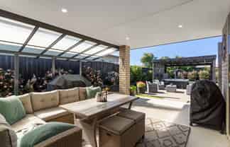 6 Artists Avenue, Beachlands