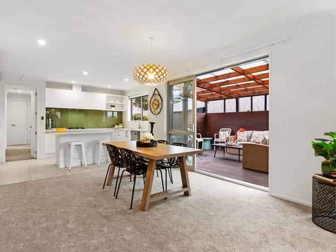6 Atalanta Way, Beachlands