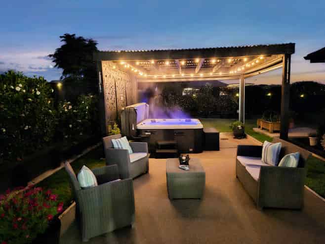 6 Artists Avenue, Beachlands