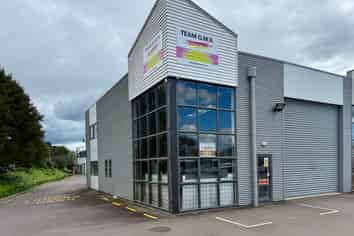 Quality commercial unit in Tauranga