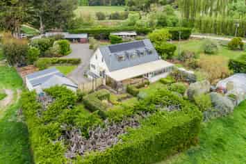 132 Egans Road, Fernside