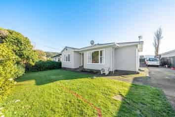 6 Russell Road, Wainuiomata
