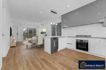 536B Weymouth Road, Weymouth