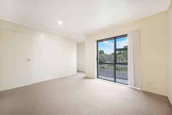 2/17 Harbour View Road, Te Atatu Peninsula