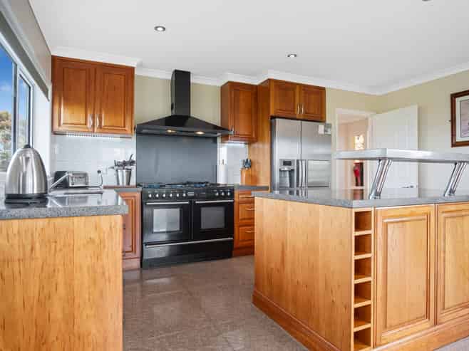 B/2217 South Head Road, South Head, Helensville