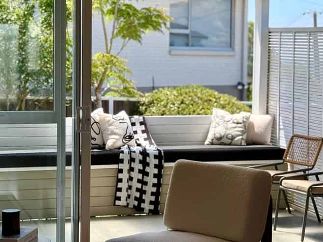 1/318 Beach Road, Campbells Bay