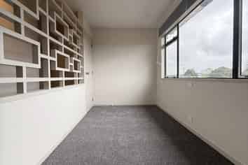 2/21A Crawford Avenue, Mangere Bridge