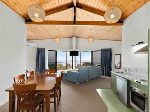 12/685 Karioitahi Road, Waiuku