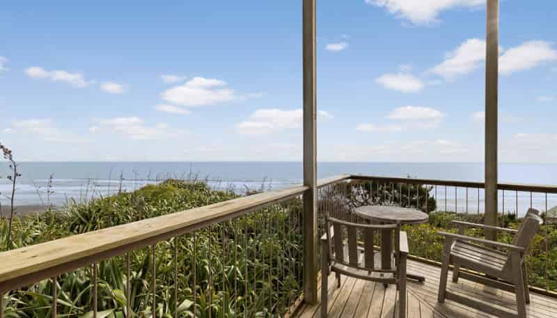 12/685 Karioitahi Road, Waiuku