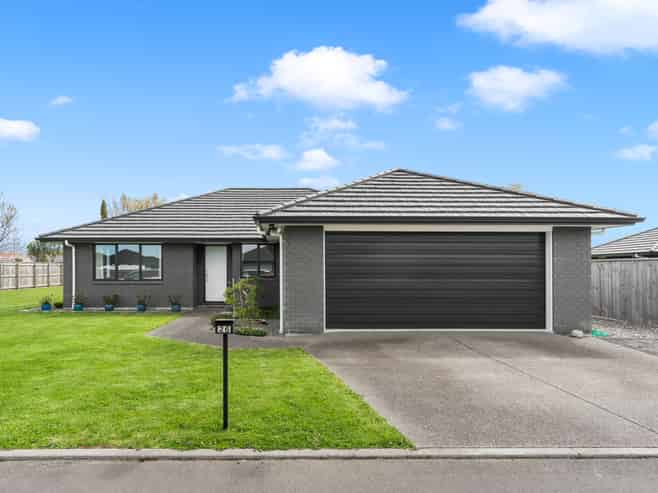26 Mitre Way, Solway