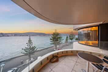 6/310 Oriental Parade, Oriental Bay