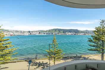 6/310 Oriental Parade, Oriental Bay