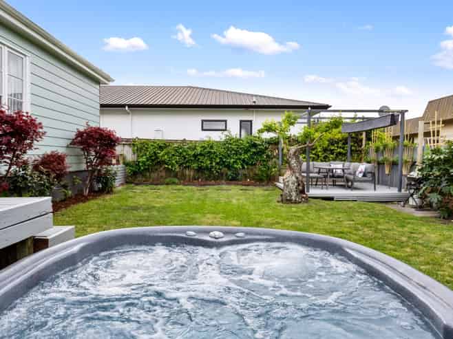 235 Georges Drive, Napier South