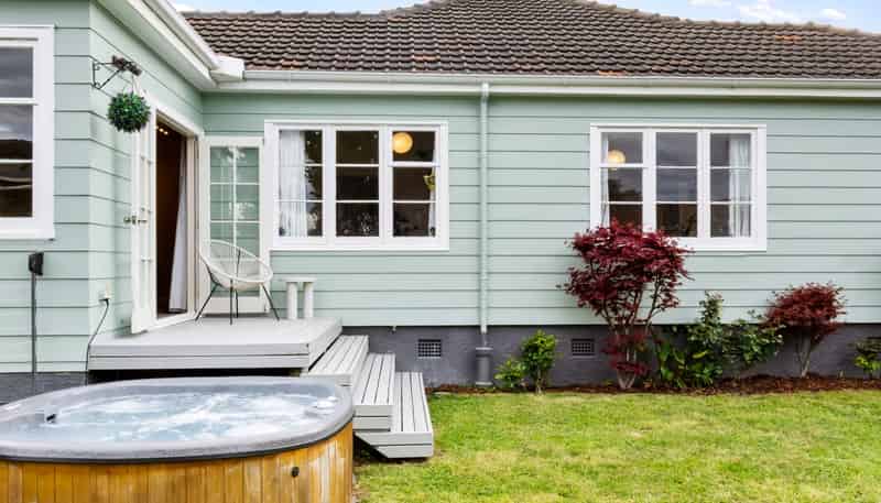 235 Georges Drive, Napier South