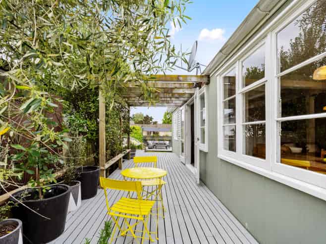 235 Georges Drive, Napier South