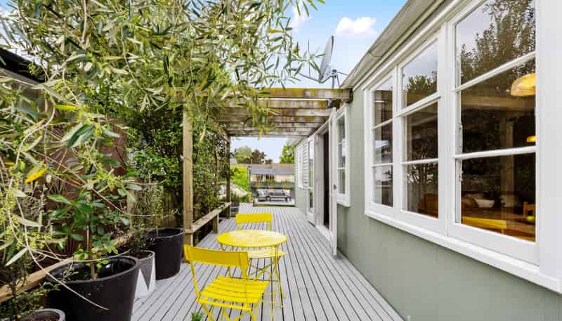 235 Georges Drive, Napier South