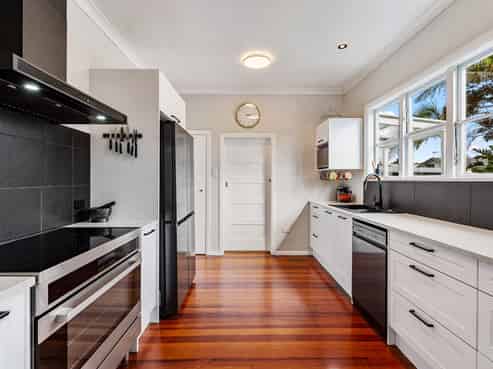 235 Georges Drive, Napier South