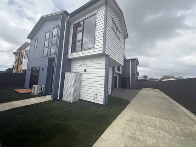 2A Mayflower Close, Mangere East