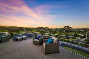 1 Centennial Place, Campbells Bay