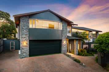 1 Centennial Place, Campbells Bay