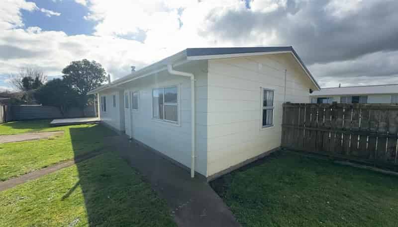 42 Fairfield Road, Hawera