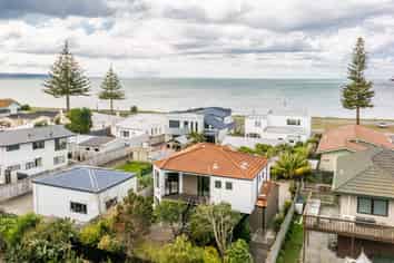 31C The Esplanade, Westshore