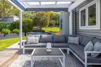 25 Hamilton Road, Surfdale