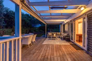 25 Hamilton Road, Surfdale
