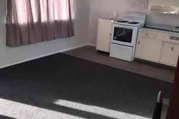 37 Kapiti Road, Paraparaumu