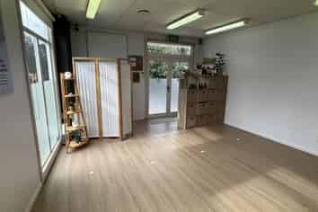 Affordable Office / Showroom in Milford