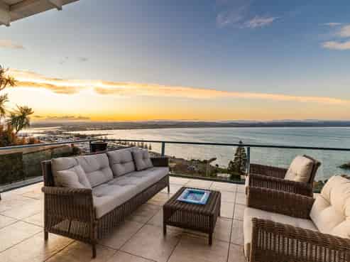 157 Thompson Road, Bluff Hill