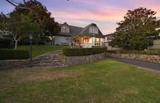 11 Oceanview Road, Mount Maunganui
