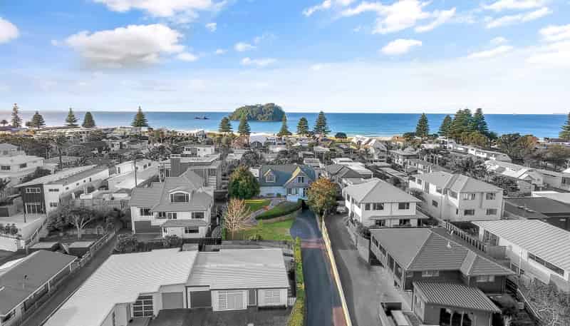 11 Oceanview Road, Mount Maunganui