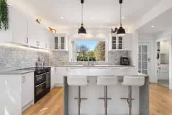 48 Knowles Street, Merivale