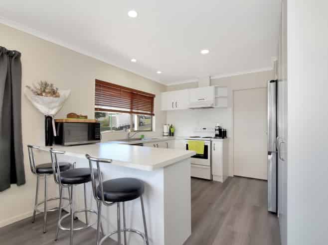 4 Tawhiri View, Pyes Pa