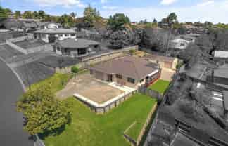 4 Tawhiri View, Pyes Pa