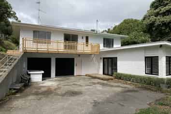 6 Falla St, Paraparaumu Beach