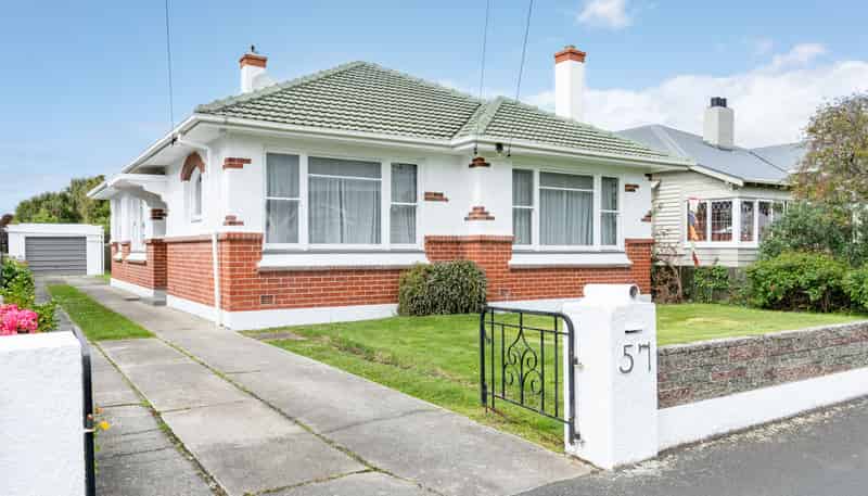 57 Hargest Crescent, Saint Kilda