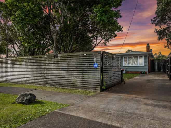 69 Taikata Road, Te Atatu Peninsula