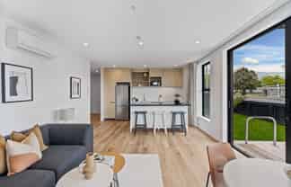 G05/4 Rauroa Lane, Hobsonville