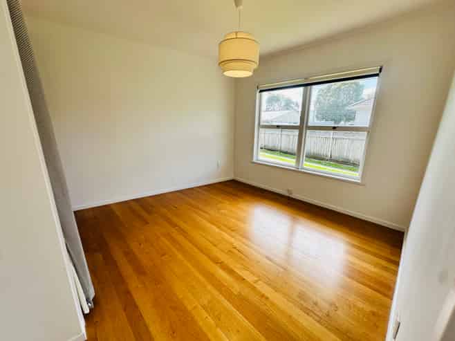 3/12 Wright Road, Point Chevalier