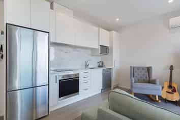 306/1B Soljak Place, Mount Albert