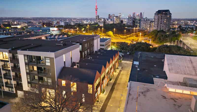 6/3 Madeira Lane, Grafton