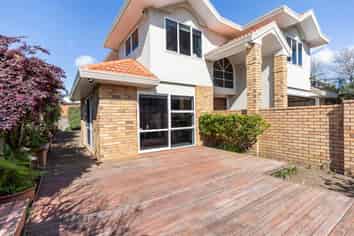 64A King George Avenue, Epsom
