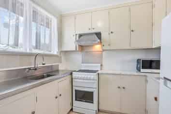 2/84 Portage Road, New Lynn